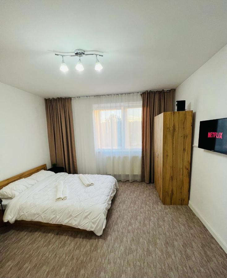 Ferienwohnung White One Petroşani Exterior foto